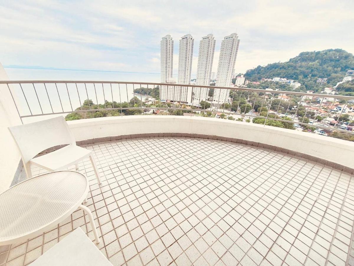Seaview Deluxe Studio Couples Room S Tanjung Bungah (Penang) Exterior foto