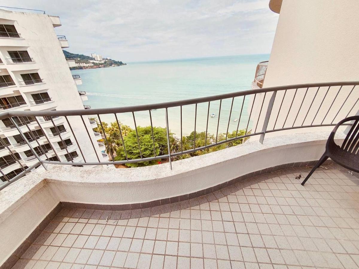 Seaview Deluxe Studio Couples Room S Tanjung Bungah (Penang) Exterior foto