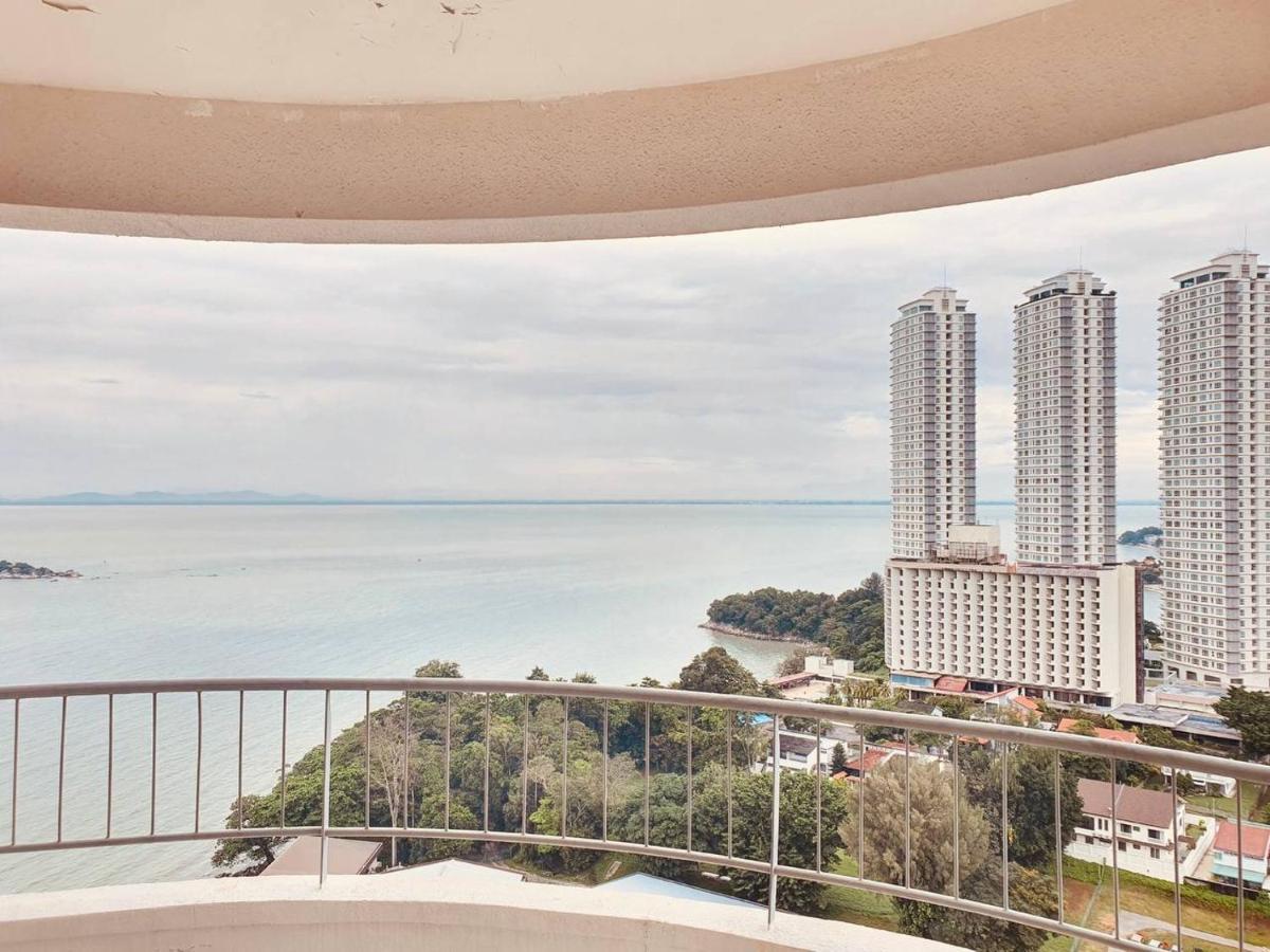 Seaview Deluxe Studio Couples Room S Tanjung Bungah (Penang) Exterior foto