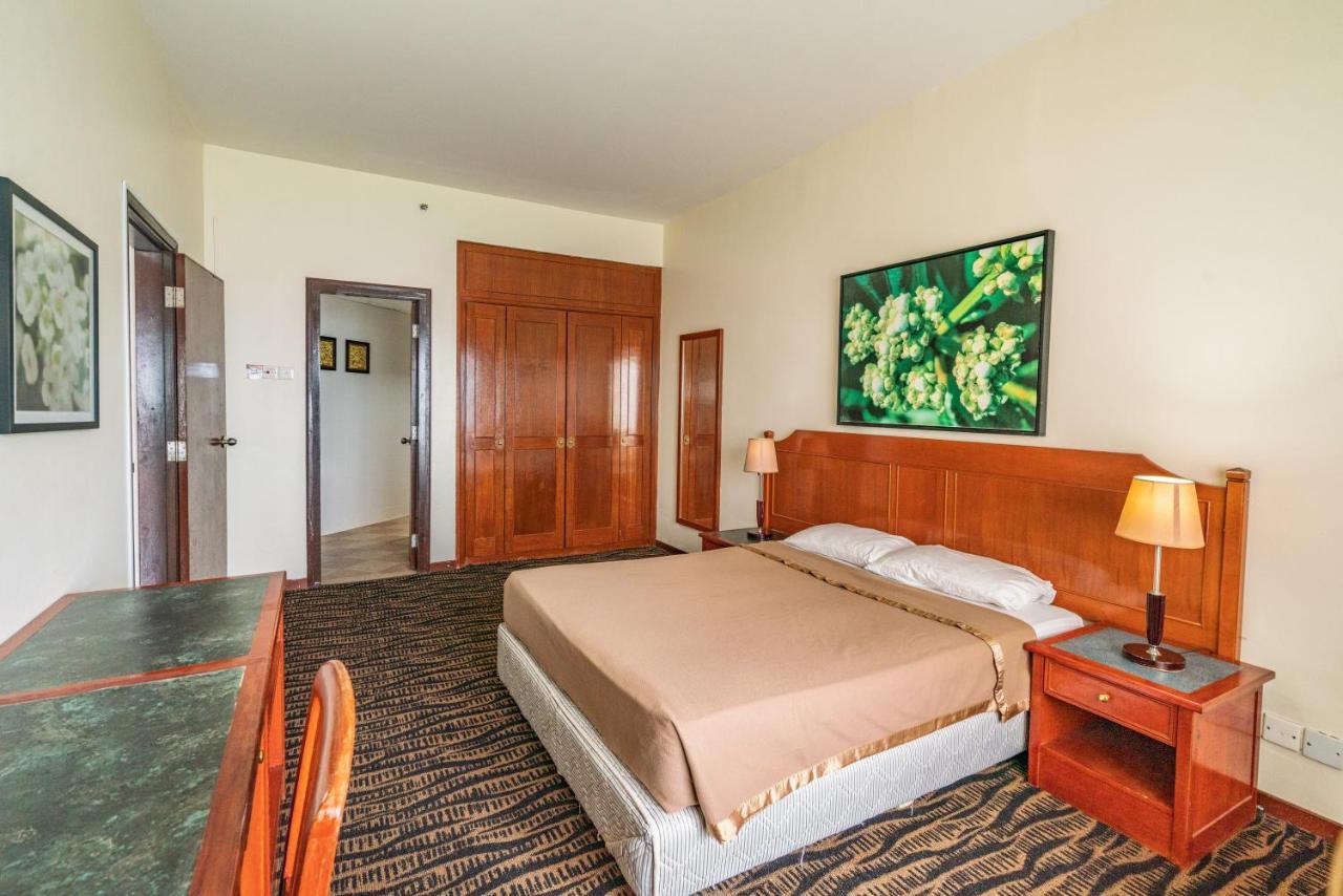 Seaview Deluxe Studio Couples Room S Tanjung Bungah (Penang) Exterior foto