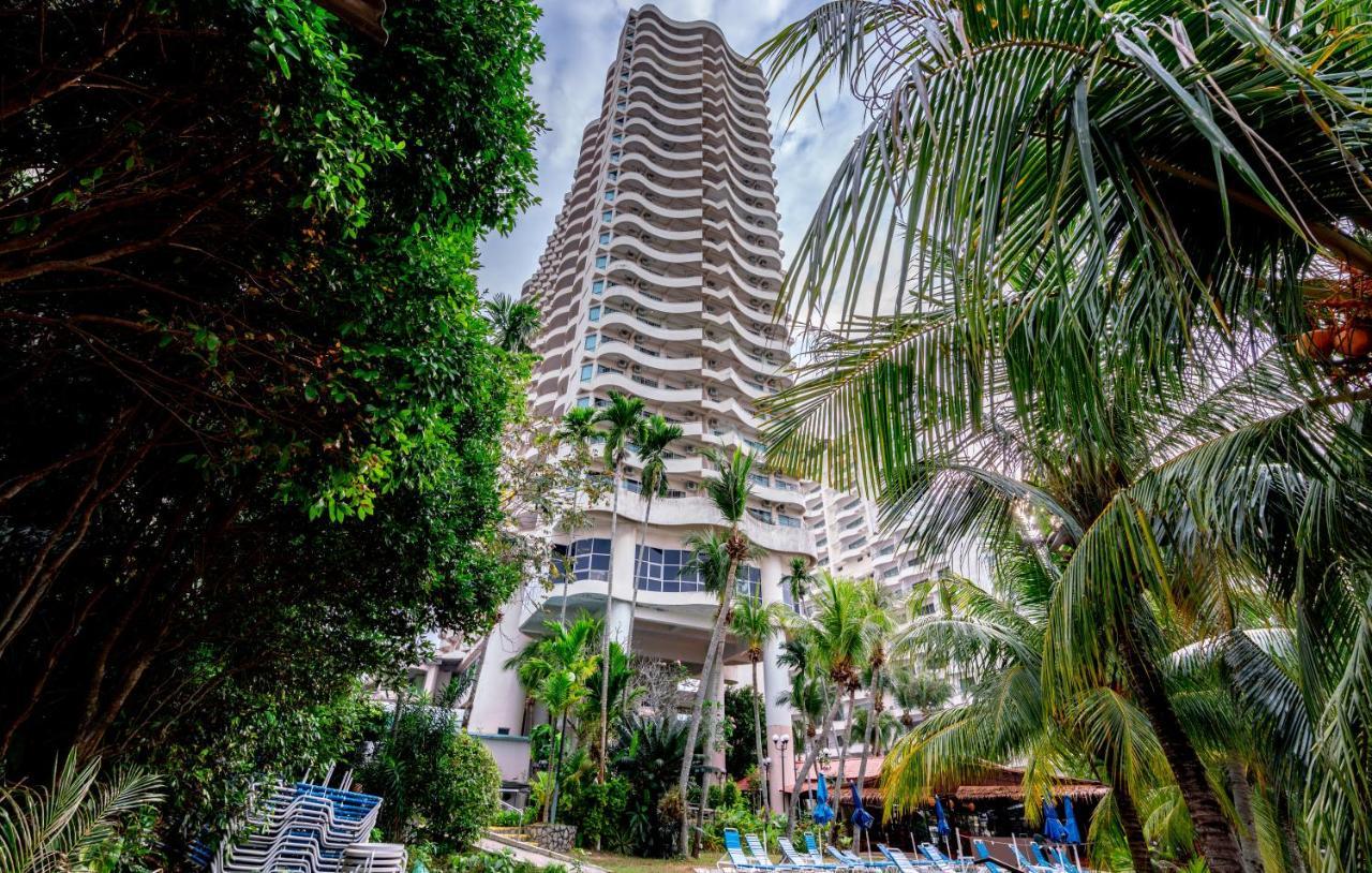 Seaview Deluxe Studio Couples Room S Tanjung Bungah (Penang) Exterior foto