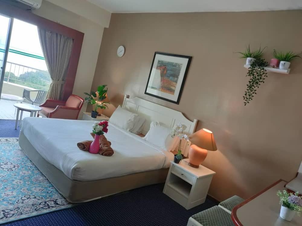 Seaview Deluxe Studio Couples Room S Tanjung Bungah (Penang) Exterior foto
